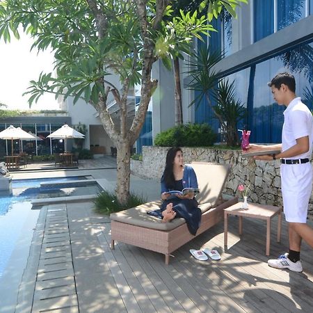 Emersia Hotel And Resort Bandar Lampung Exterior foto