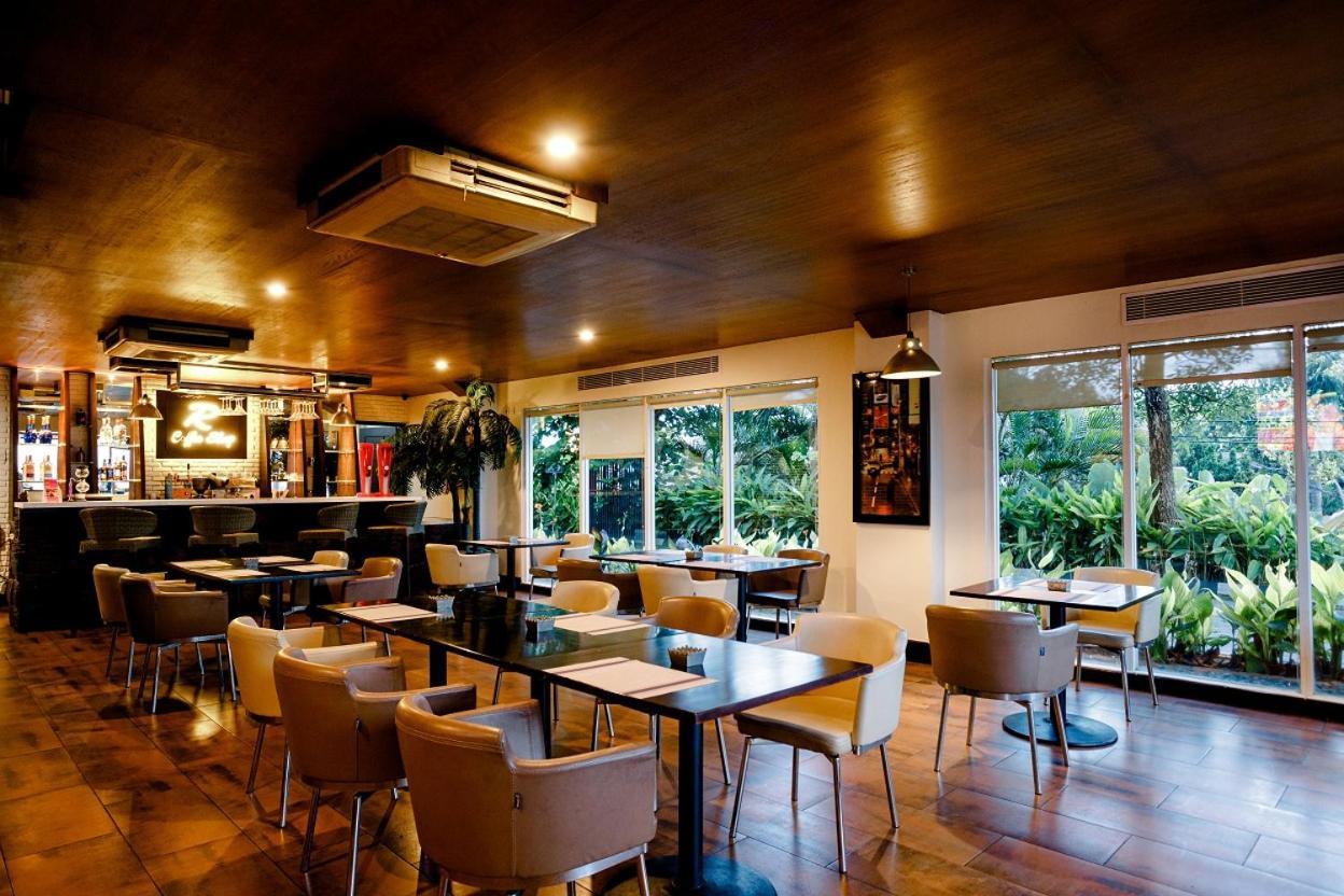 Emersia Hotel And Resort Bandar Lampung Exterior foto