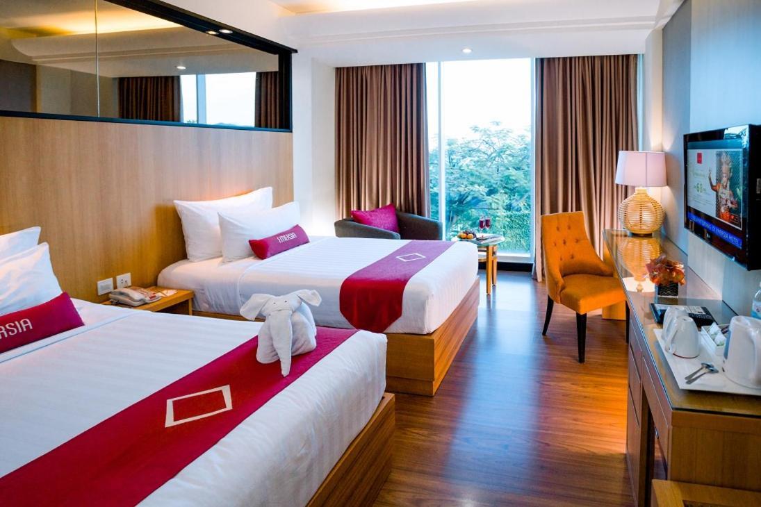 Emersia Hotel And Resort Bandar Lampung Exterior foto