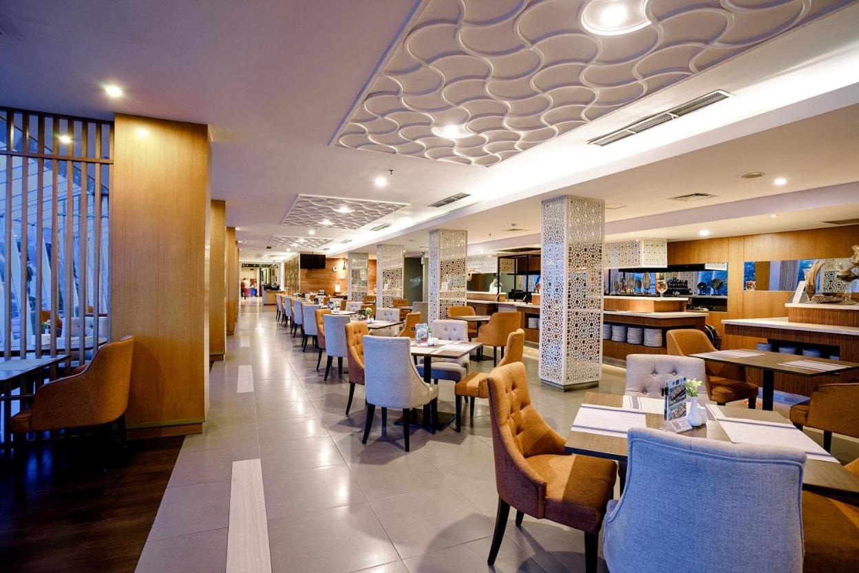 Emersia Hotel And Resort Bandar Lampung Exterior foto